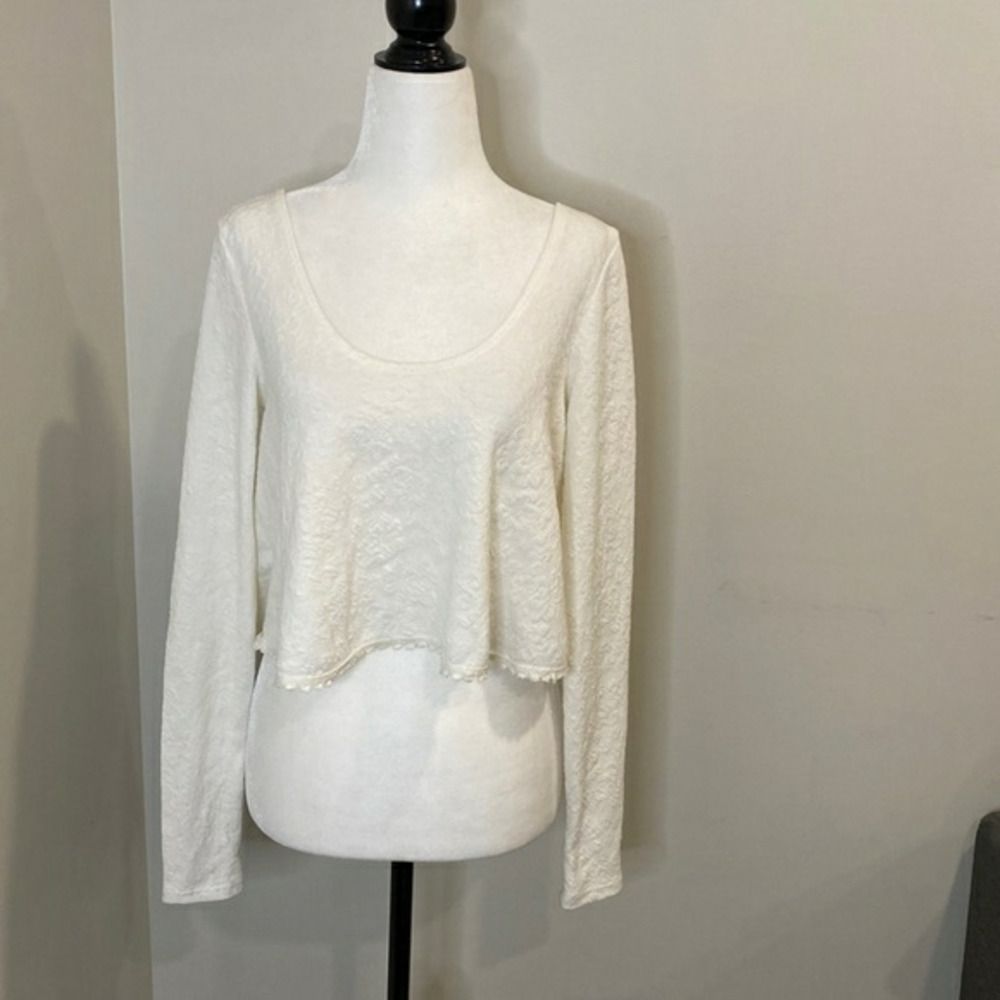 Kimchi Blue Long Sleeve Crop